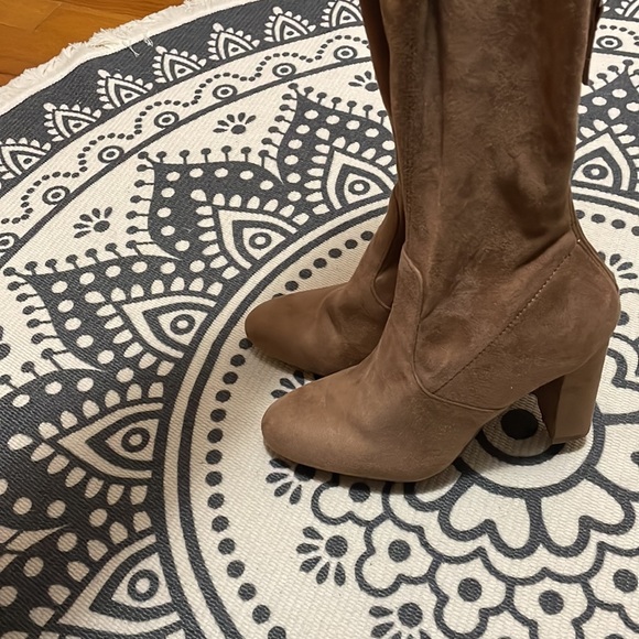 Steve Madden emotions boots - Picture 5 of 9